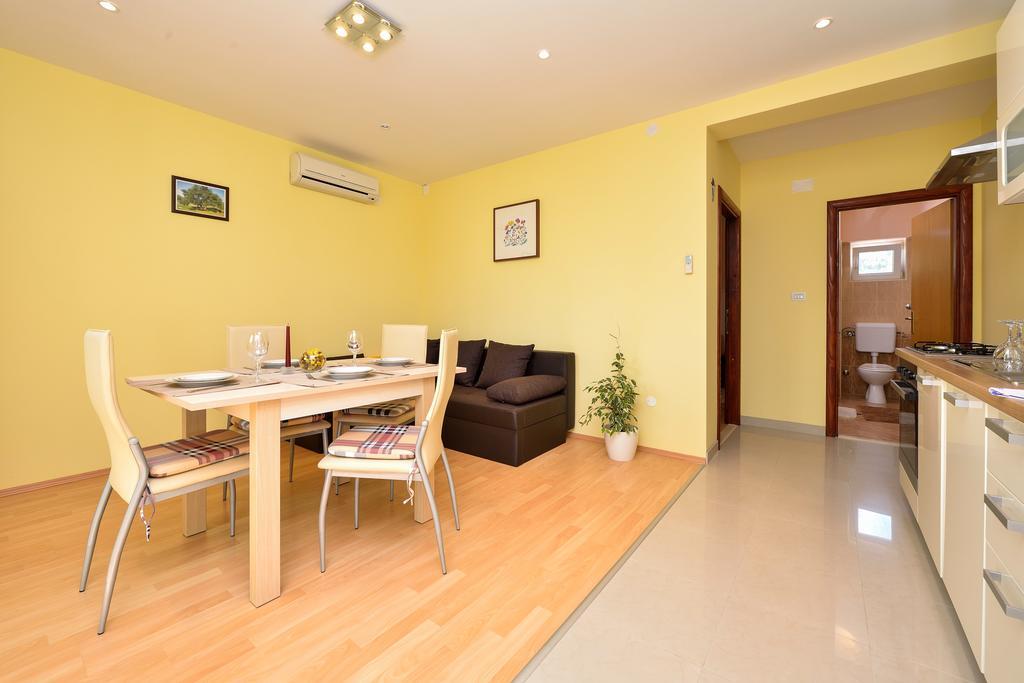 Mate Apartment