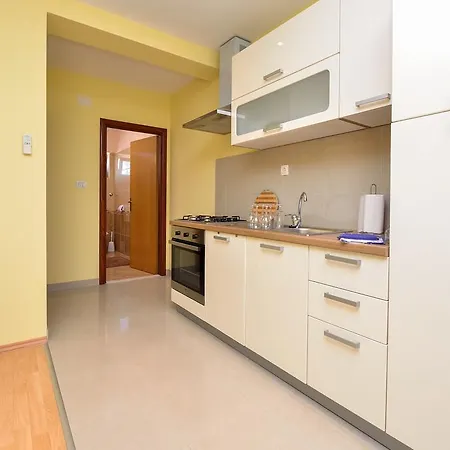 Apartments Mate Turanj Exterior photo