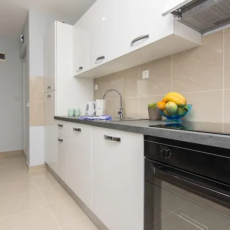 Apartments Mate Turanj Exterior photo